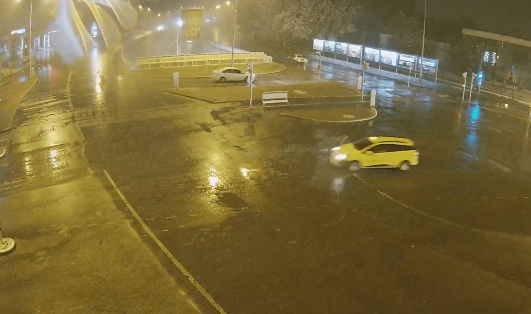 Şehir kameralarından kar altındaki Konya’da son durum 10